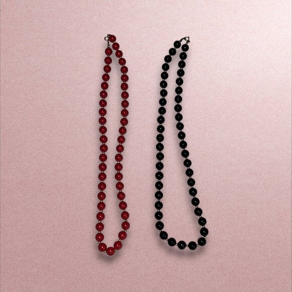 Vintage Red & Black Beaded Necklace Set With Gold-Toned Accents & Clasps - Picture 2 of 8